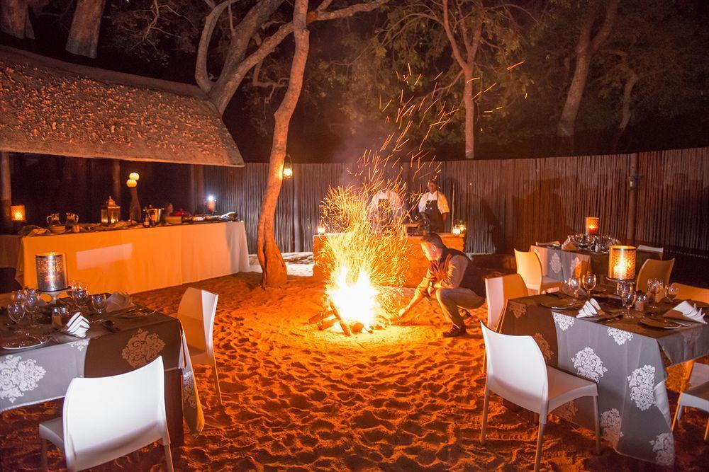 Moditlo River Lodge Hoedspruit Exteriör bild