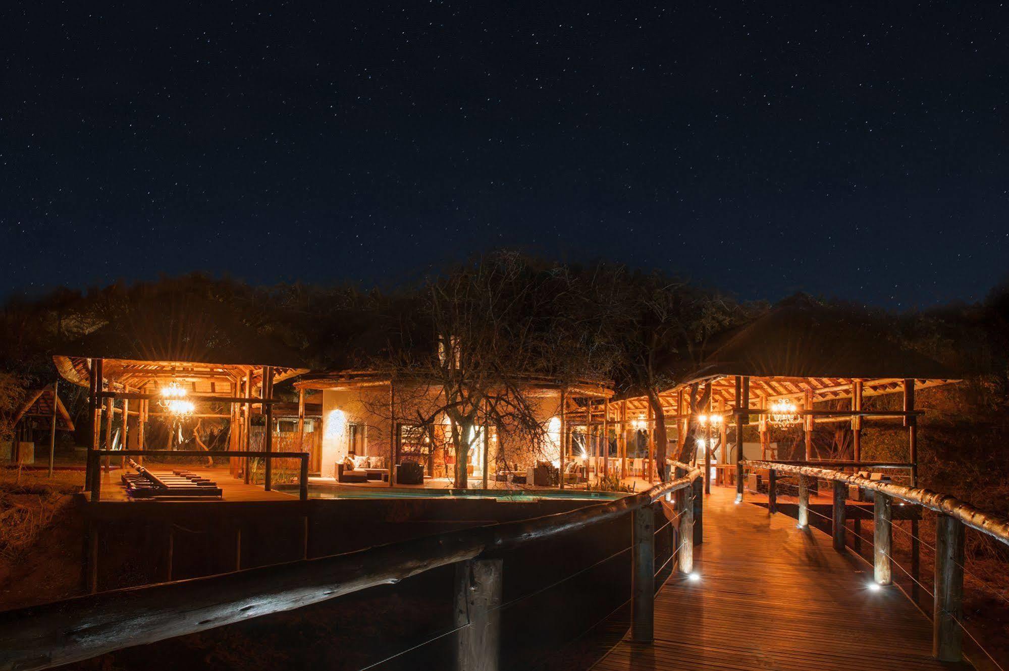 Moditlo River Lodge Hoedspruit Exteriör bild