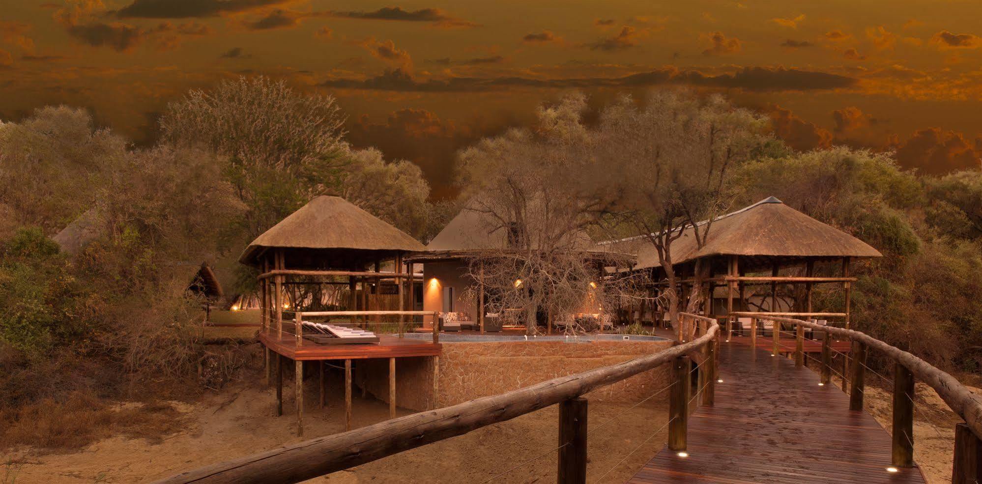 Moditlo River Lodge Hoedspruit Exteriör bild